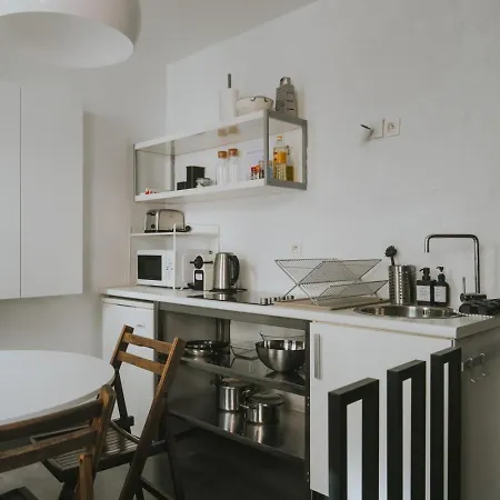 2 Bedrooms Triplex In Historic Heart Of * 리에주